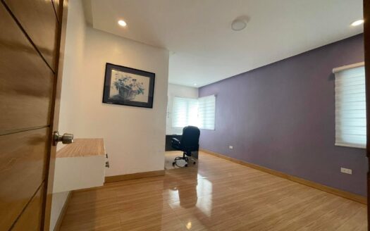 House with Swimming Pool For Rent in Angeles City