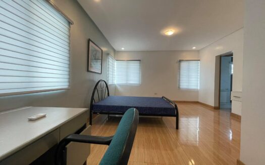 House with Swimming Pool For Rent in Angeles City