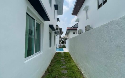 House with Swimming Pool For Rent in Angeles City