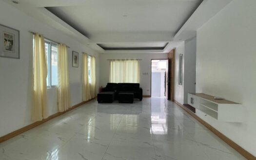 House with Swimming Pool For Rent in Angeles City