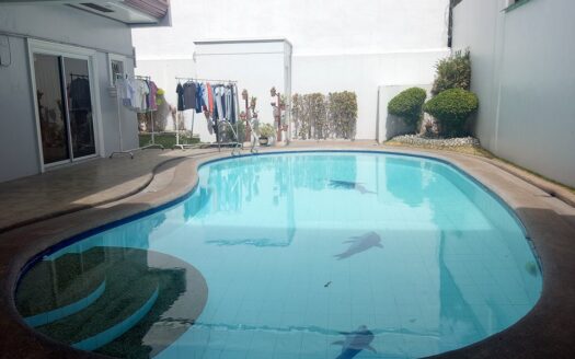 Furnished 8-Bedrooms For Rent in Angeles City