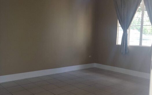 House with Swimming Pool in Quezon Street, Plaridel 1