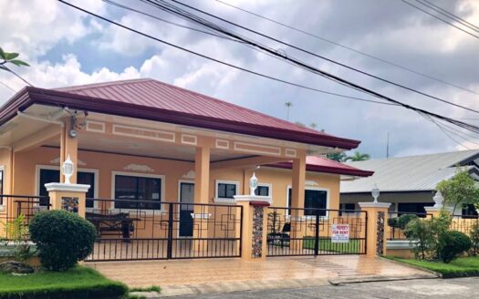 Bungalow House For Rent in Sunset Valley Mansions