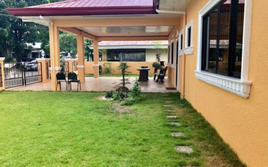 Bungalow House For Rent in Sunset Valley Mansions