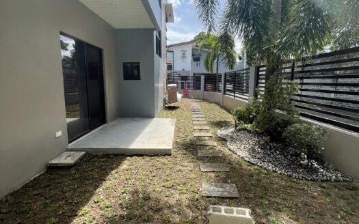 Newly Renovated Corner House For Rent in Pulu Amsic