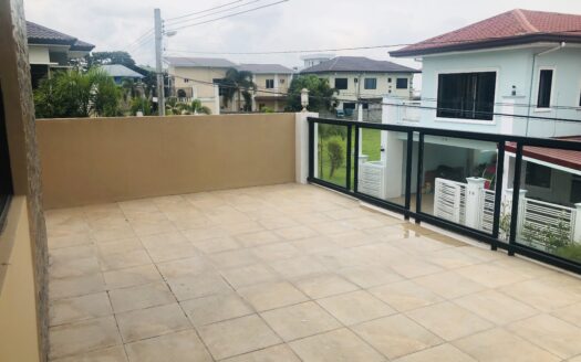 4Bedroom House For Rent in Pulu Amsic Angeles City
