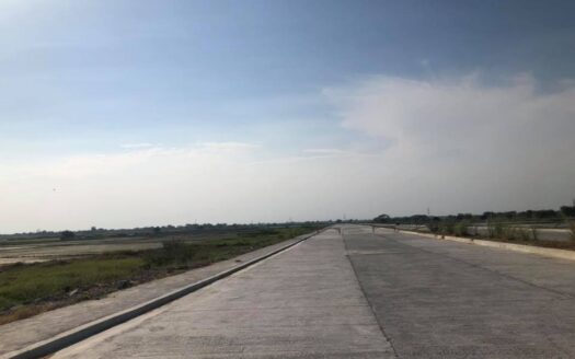 32 hectares Industrial Lot For Sale