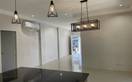 Newly Renovated Corner House For Rent in Pulu Amsic