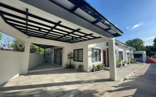 Bungalow House For Rent close to Friendship