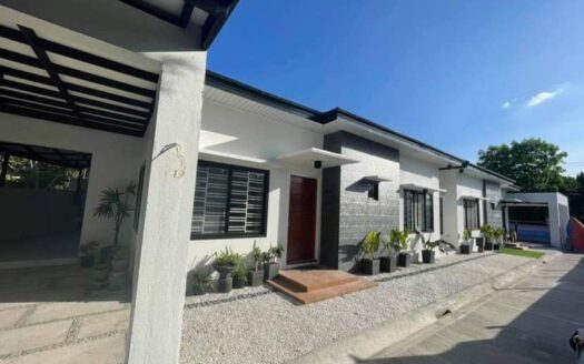 Bungalow House For Rent close to Friendship