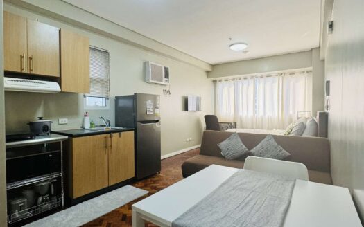 Studio unit in The Columns Tower 1 with Parking