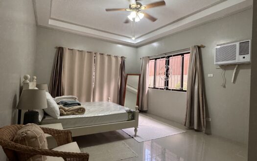 Captivating Furnished Bungalow for Rent in Angeles City