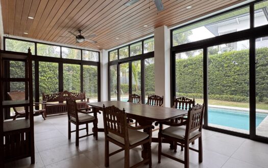 Astonishing House For Rent in Pulu Amsic, Angeles City!