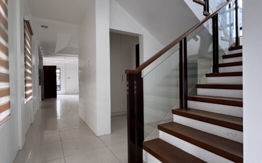 Bungalow House For Rent in Pulu Amsic Angeles City Pampanga